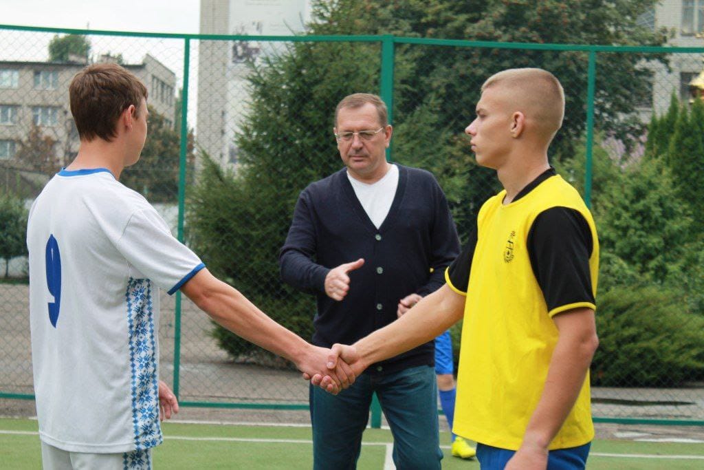Спорт, навчання та мистецтво: Ініціативи у Кременчуцькій колонії